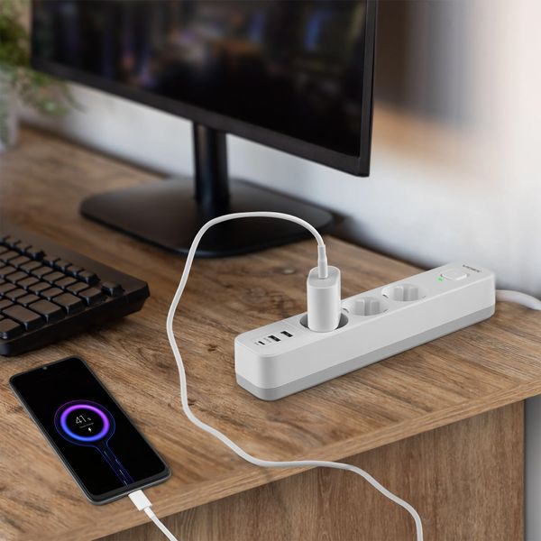 Сетевой удлинитель VIDEX ONCORD с/с 3п 3м (3x1.5мм) 2.4А 2USB+USB-C с кнопкой White 27693_V фото