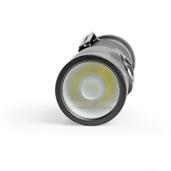 Портативный светодиодный фонарик VIDEX VLF-A353 900Lm 5000K 28359 фото